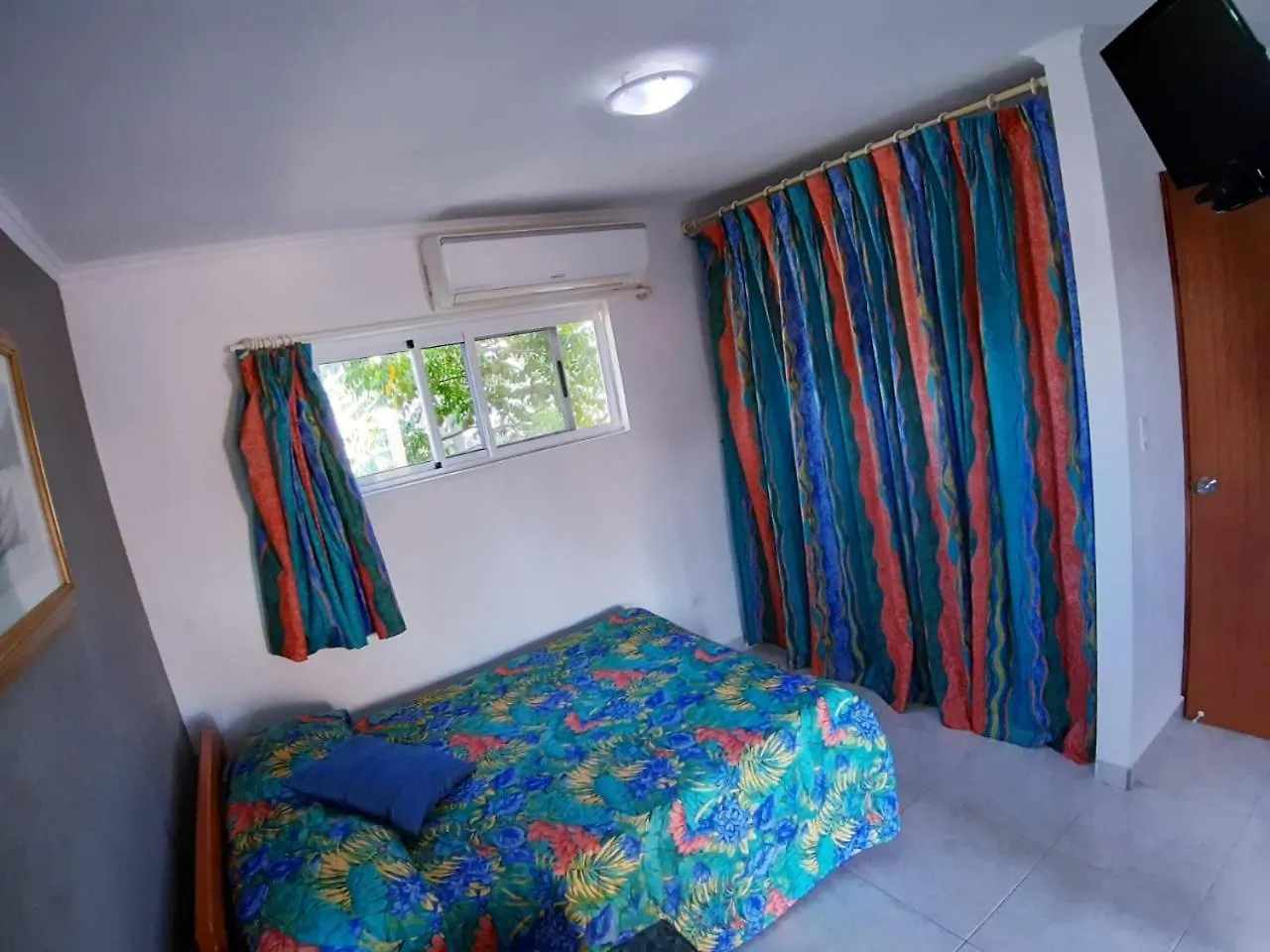 Tropical Studio Apartment Palm Beach